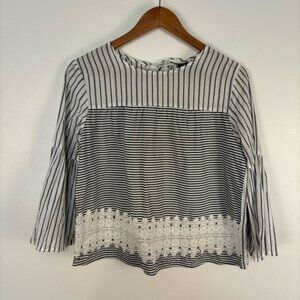 B Boutique by Evergreen Striped Black and White Women's Top Size Large Lace